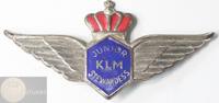 Koninkrijk der Nederlanden Historiepenning Speld - Draagteken Koninklijke Luchtvaart Maatschappij Junior Stewardess KLM -
