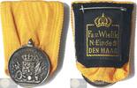 Nederland Onderscheidingsteken voor Langdurige, Eerlijke en Trouwe Dienst - Medaille Zilver Juliana -