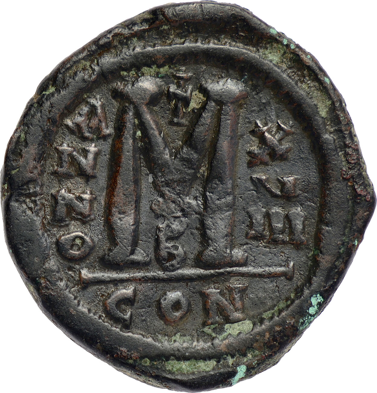 BYZANTINE EMPIRE AE Follis or 40 Nummi Year 18 (544-545 A.D.