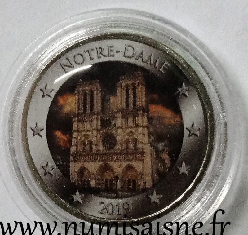 paris brocante　2点 NOTRE DAME DE PARIS 2 Oz Silver Coin 2000 Francs Cameroon