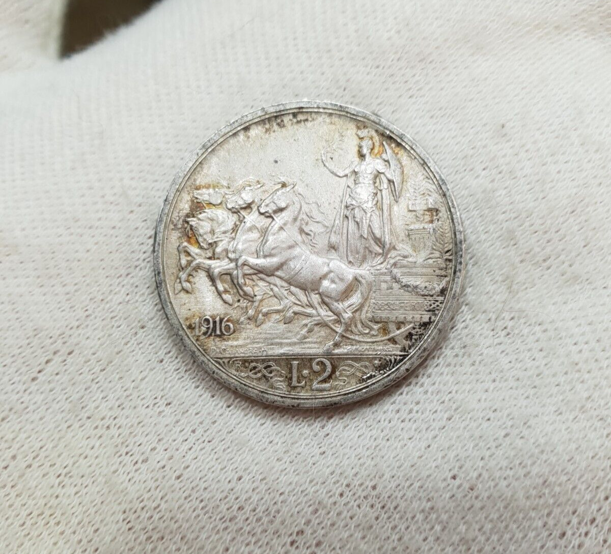 エマヌエーレ3世2リラ銀貨1916年 ☆イタリア2リラ銀貨☆1916年／ヴィットーリオ・エマヌエーレ3世