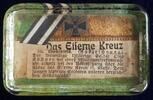 Deutsches Reich handgefertigter Patriotik-Aschenbecher aus Glas mit Motiv 'Eisernes Kreuz' -