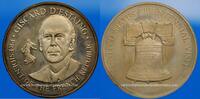 MEDALS France. Valéry Giscard d'Estaing .Bicentenaire des USA. Viste. Médaille argent, 50,5 mm. -