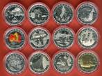 Kanada 12 x 10 Dollar Silbermünzen, je 1/2 Unze Silber 2013 Kollektion - Oh Canada - kanadische Wahrzeichen BU with wooden box & coa