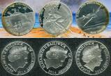 Bailiwick of Guernsey 3 x 5 Pounds Silbermünzen z.T. leicht angelaufen 2014 D-Day - The 70th Anniversary of the Normandy Landings Silver Coin Set Proof with glass case, wooden box & coa