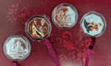 China 4 x 10 Yuan Silbermünzen achteckig 2002 Der Traum der Roten Kammer - Classical Literature Dream of Red Mansions BU colorated with book & carton