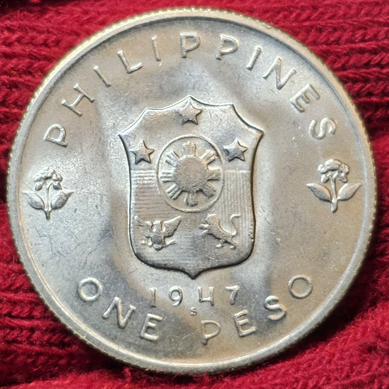 Philippinen Philippines 50 Centvos 1 Peso 1947 General Douglas MacArthur  Defender and Liberator Uncirculated | MA-Shops