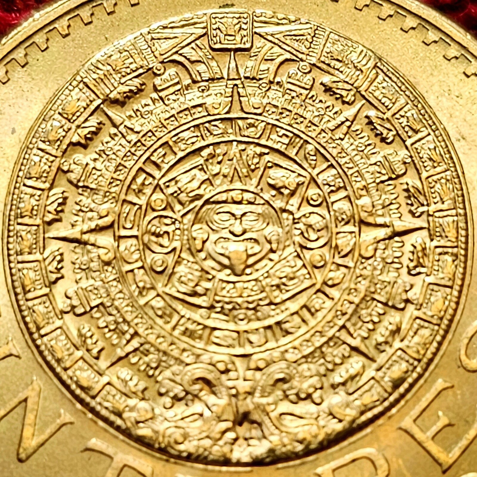 Mexico 20 Pesos Gold 1959 Aztec Calendar Piedra del Sol with value in