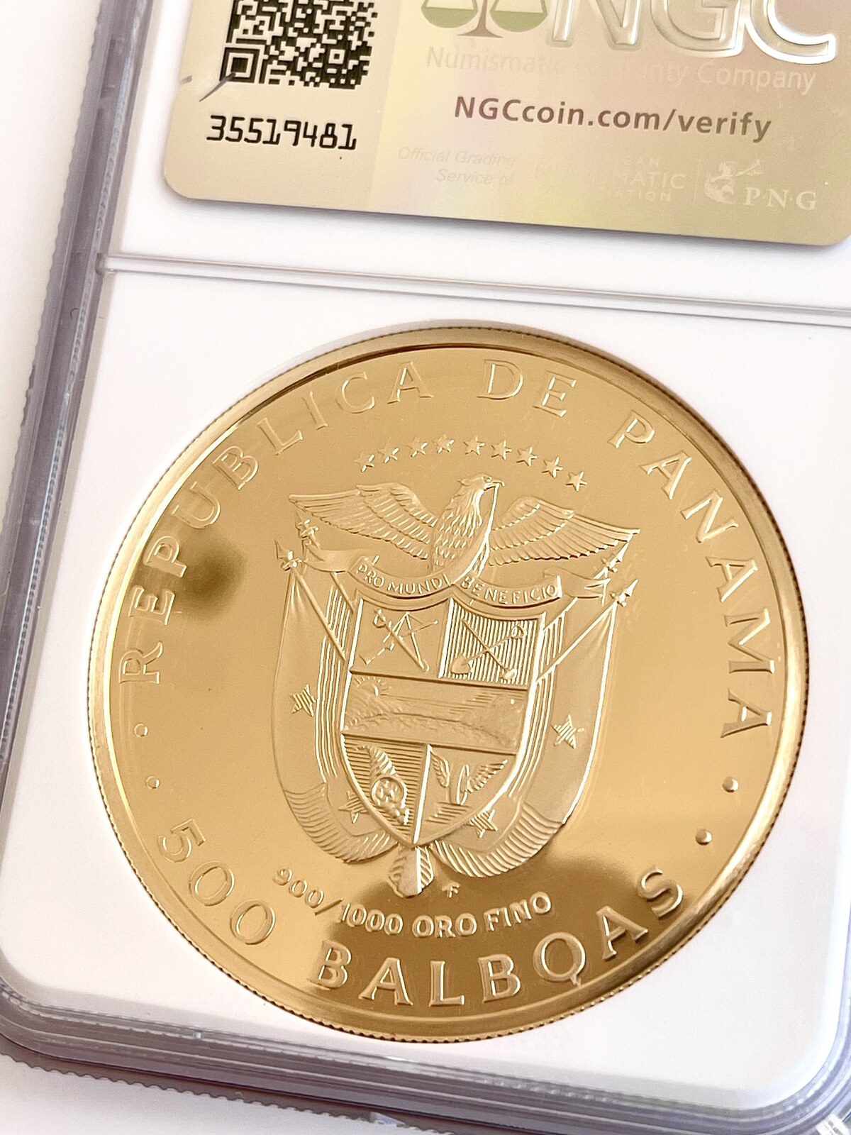 コロンビア聖体大会記念100ペソ プルーフ金貨1968年【NGC PF69UC