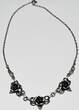 Silberschmuck 925er Silber Elegantes Collier mit Rosendekor aus Silber Halskette getragen und F