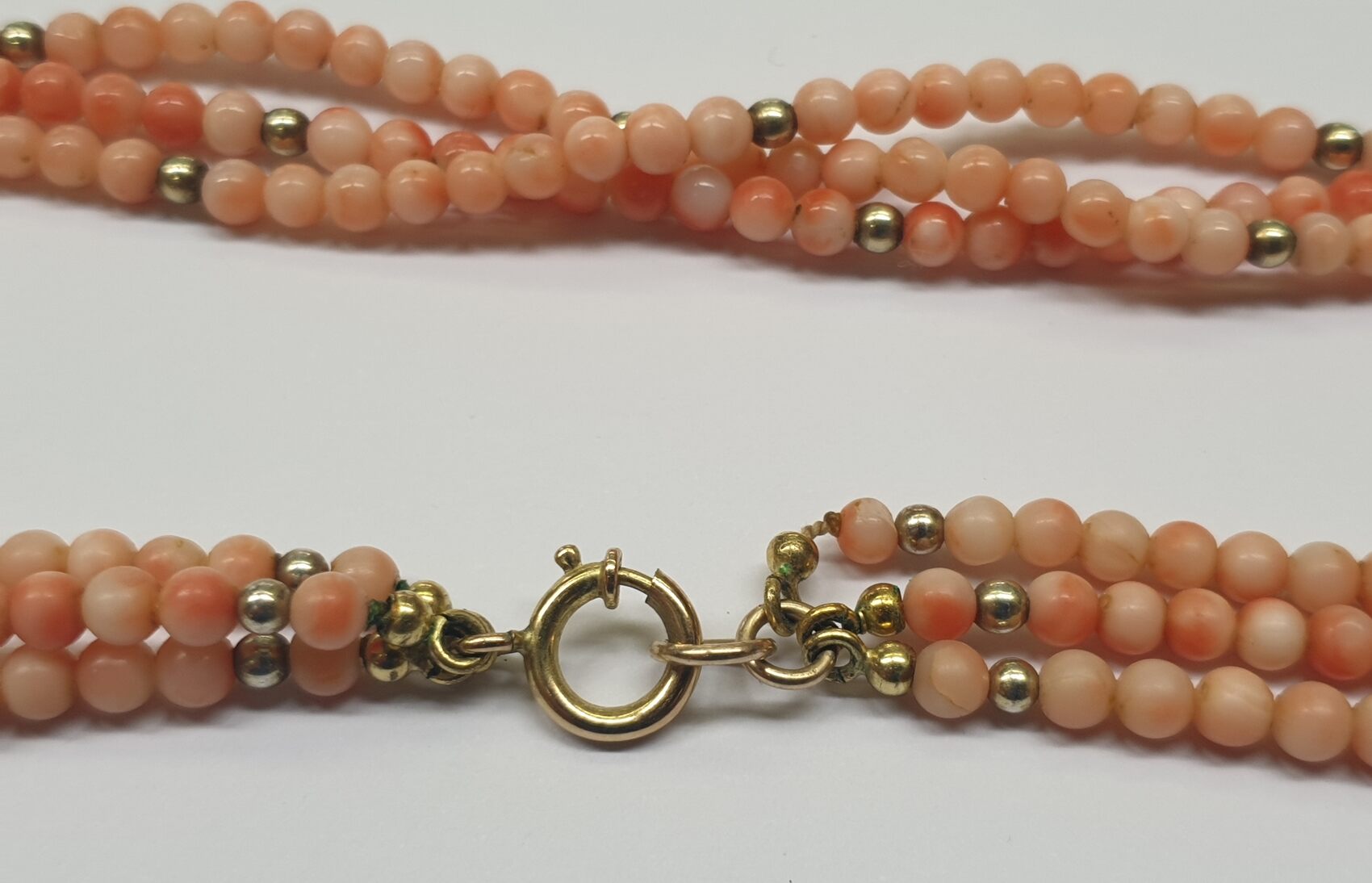 Korallenschmuck Dreireihige Engelshautkoralle Koralle Korallenkette ...