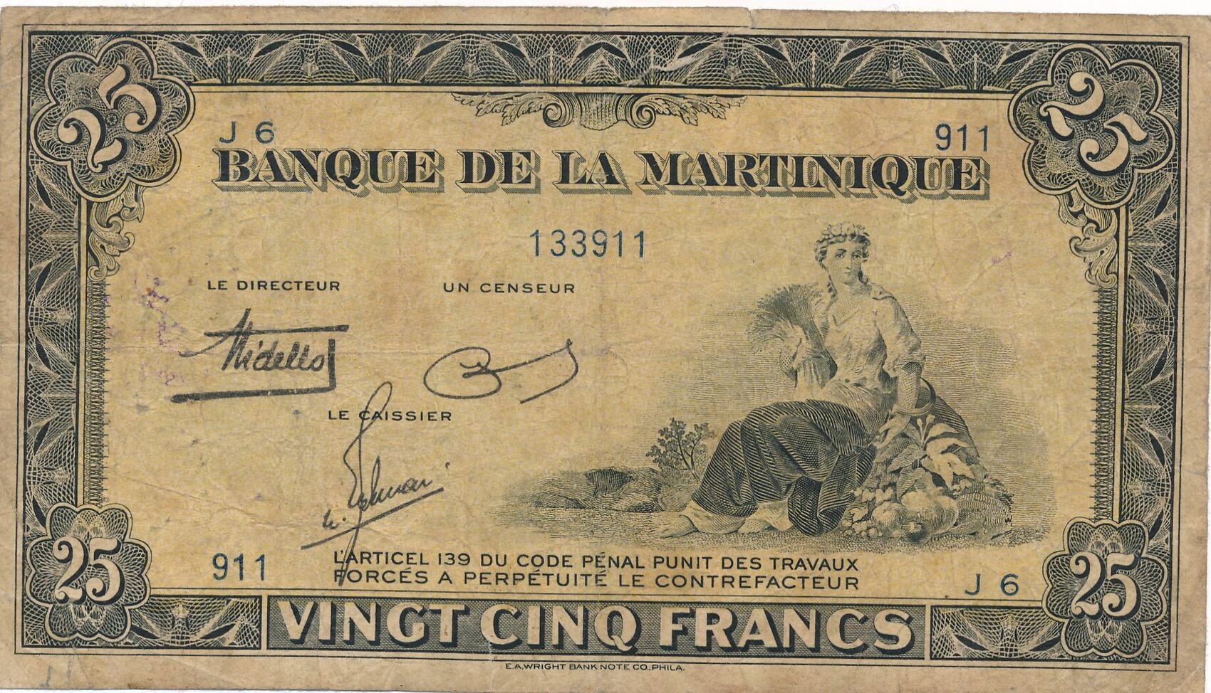 Первая м четвертая а. Монеты Мартиники. Мартиника валюта.