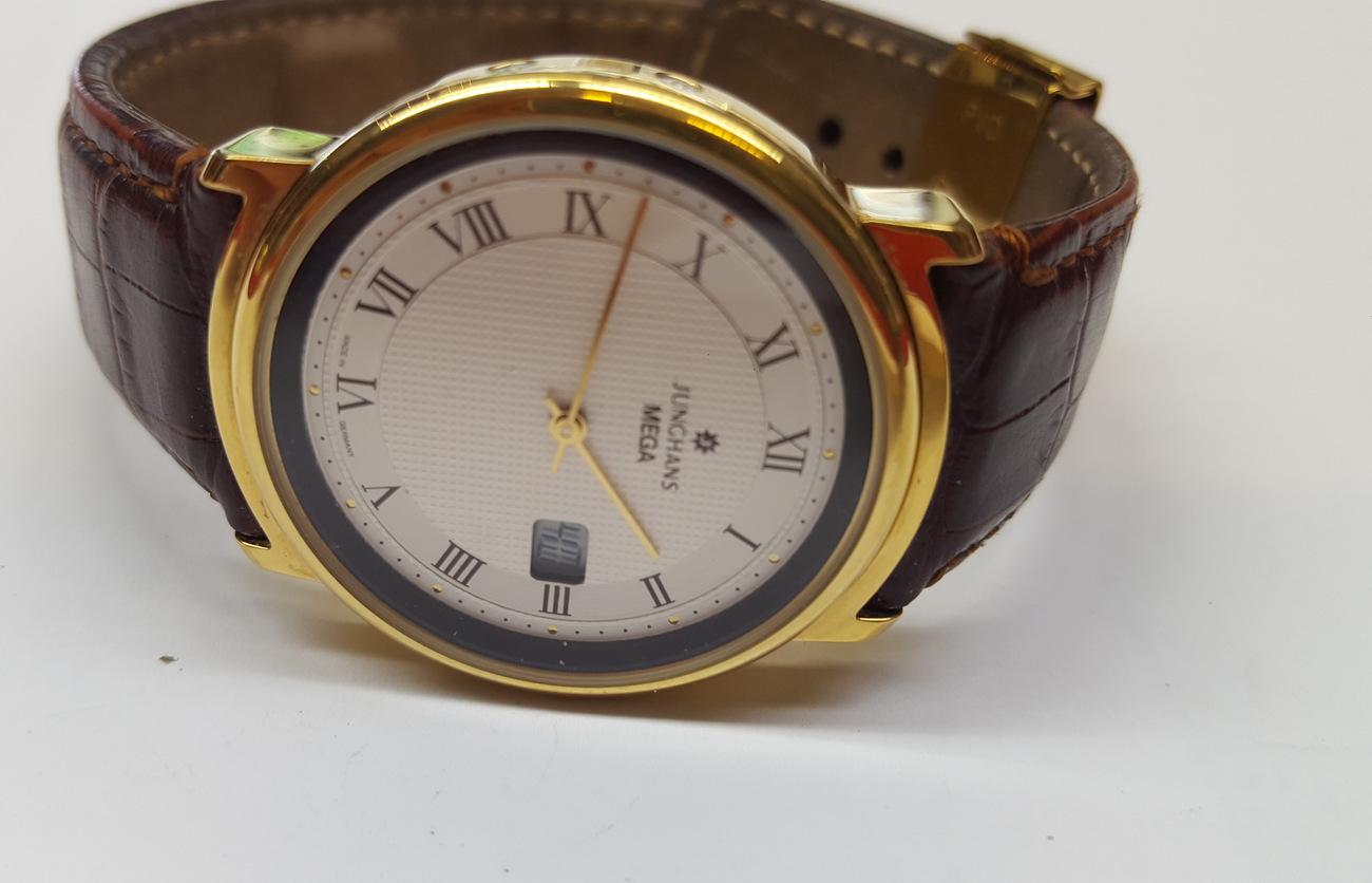junghans mega quartz