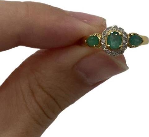 Goldschmuck vintage 18K 750 er Gold Ring Smaragd Smaragdring, Diamant  Diamantring mit normalen Gebrauchsspuren