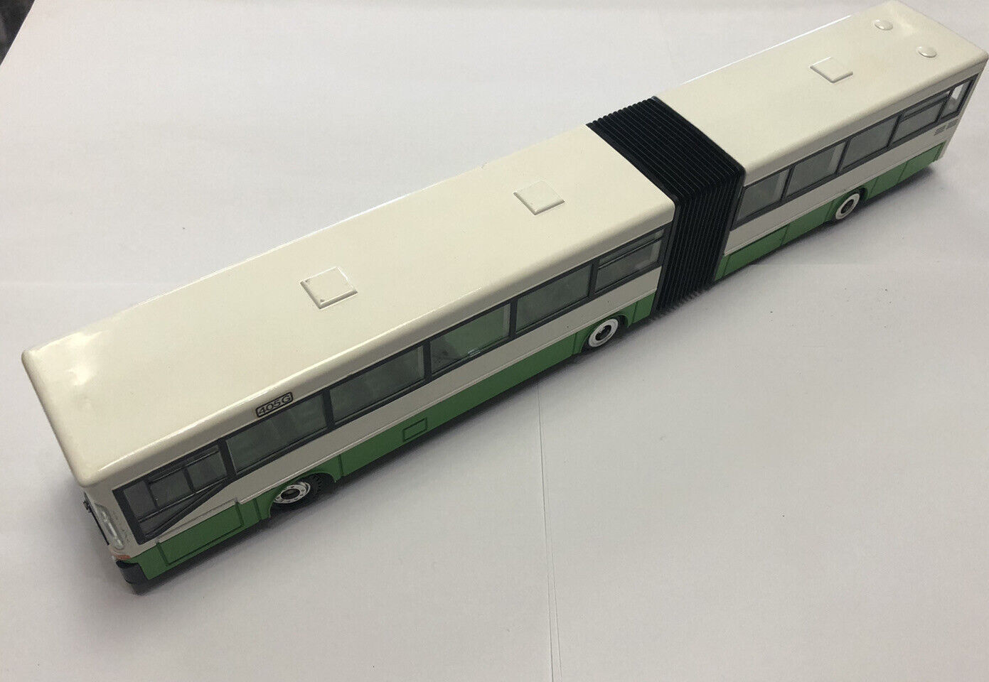 Autobus articulé : Mercedes O 405 GN