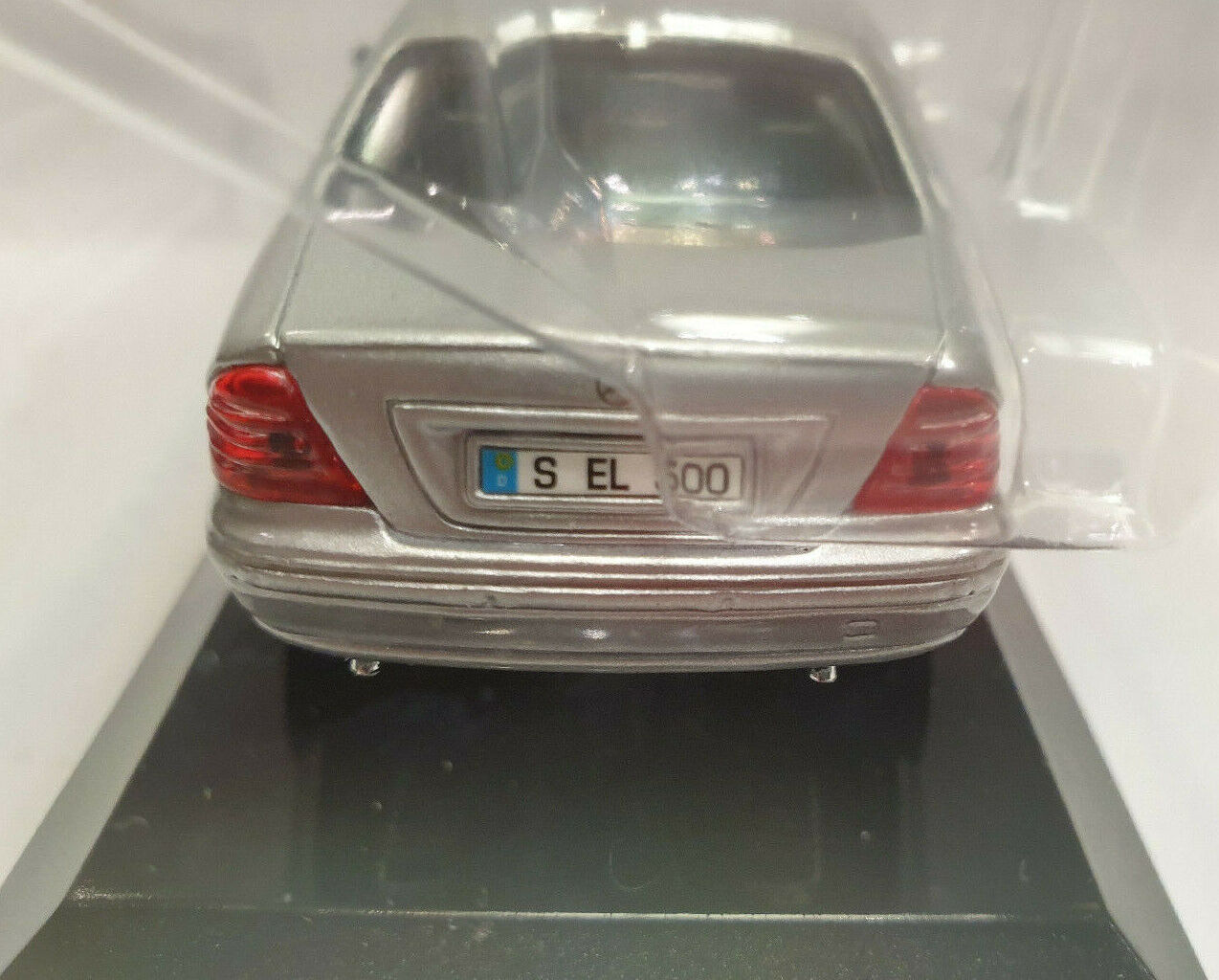 Mercedes Classe A Maisto 1:18 – Bleue – Série All Stars – Neuve