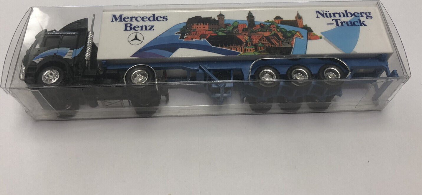 MERCEDES -BENZ LP 333 6X2 baché 1961 | Collection IXO/ALTAYA