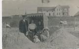 Hamburg Foto Ak Gruss aus dem Nordseebad Duhnen Aufnahme einer Familie -