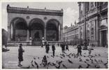 Ak München Feldherrnhalle (Taubenfütterung) 13.8.1937 (1937) -