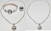 Silberschmuck 925er Silber   Set: Halskette, Ring und Armband Rockkristall getragen und befindet sich in einem guten Zustand