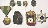 Deutschland - Orden & Abzeichen SHOOTING CLUB RODACH bei COBURG Set of 8 pin badges about 1900 -