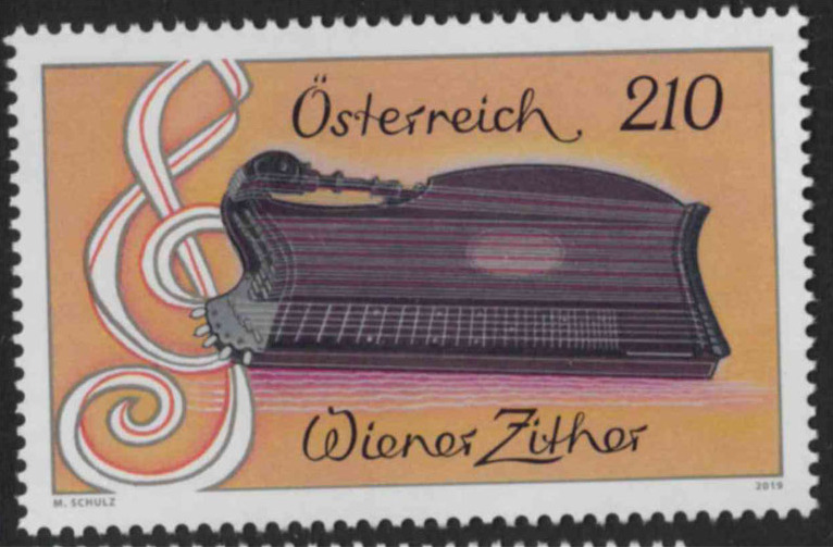 Музыкальные инструменты австрии. Zither перевод.