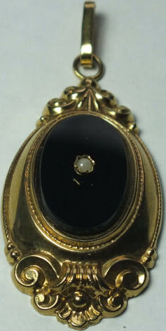 Good Antik 333 Gold Onyx Jugendstil Anhänger