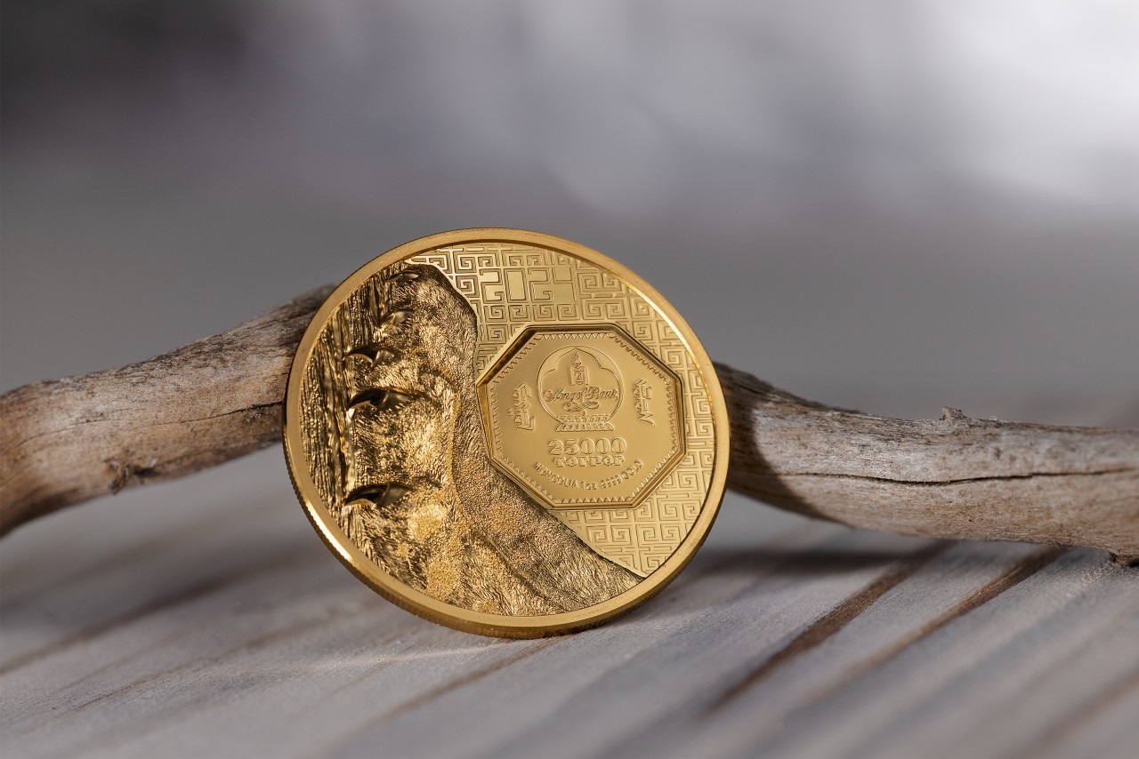 2003 Chinese Panda 1/10 Oz Ounce Gold 10 Yuan - Collectible